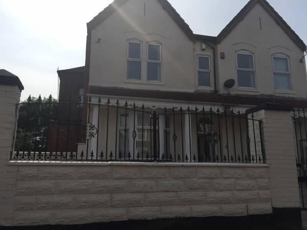 Vicarage Lodge Birmingham 1