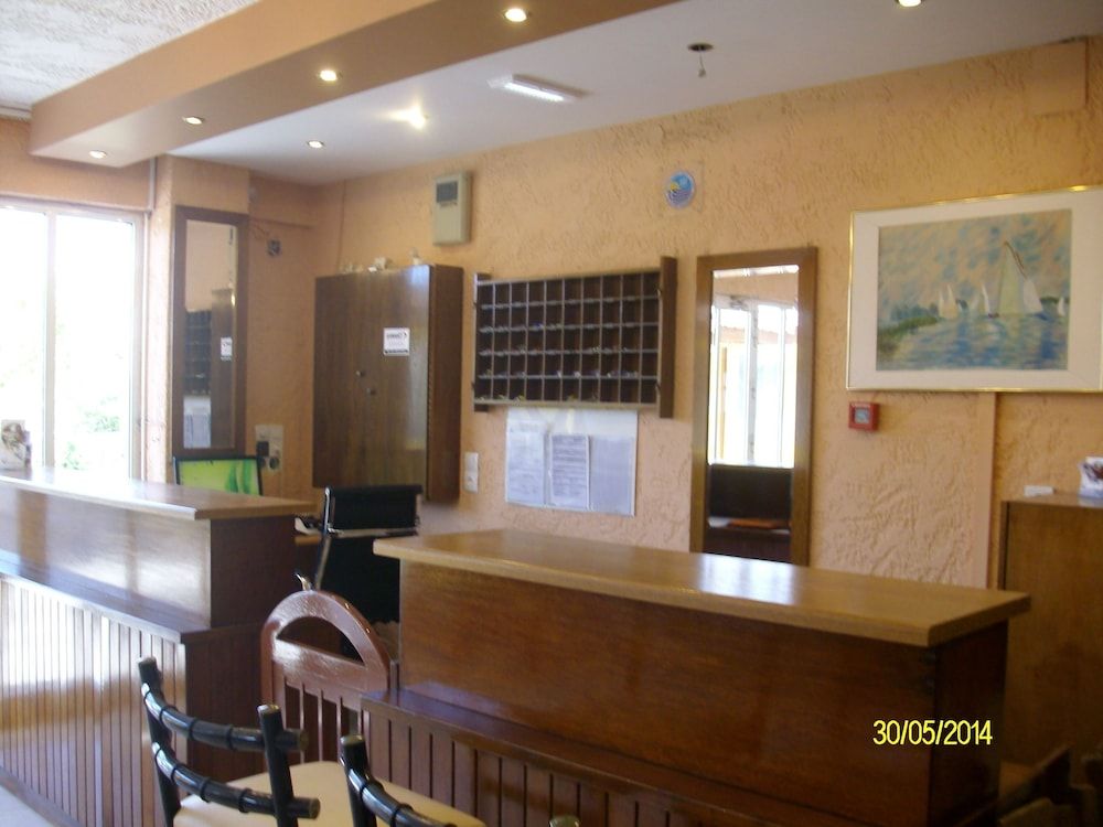 Krits Hotel 2