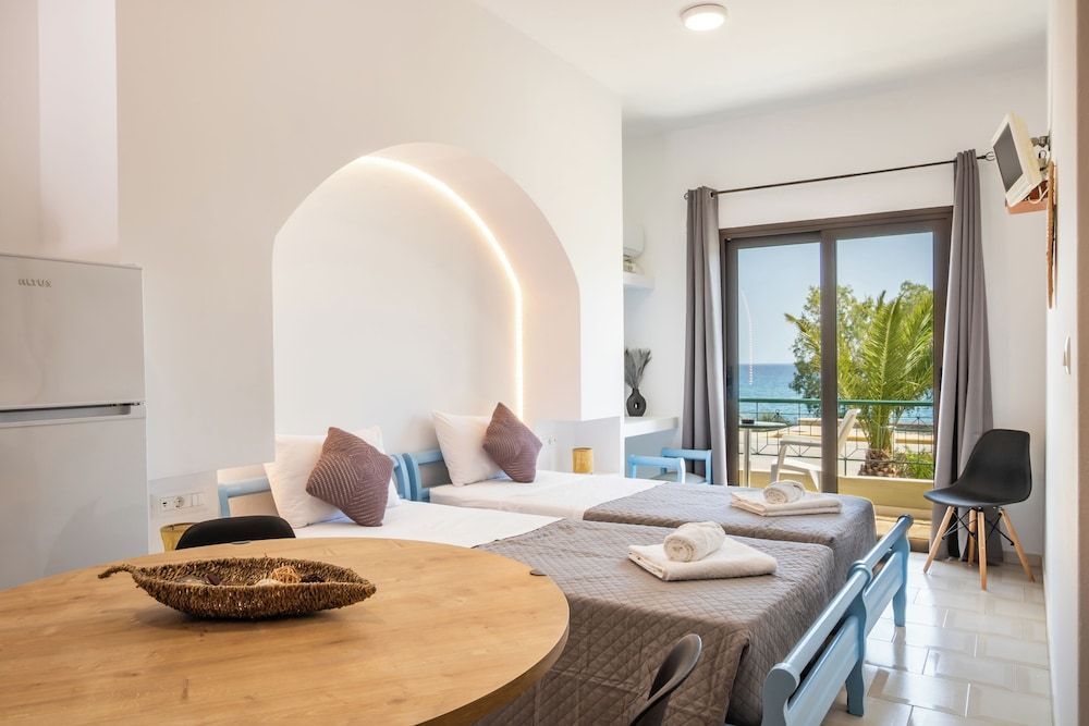 Sun Beach Apartments 1