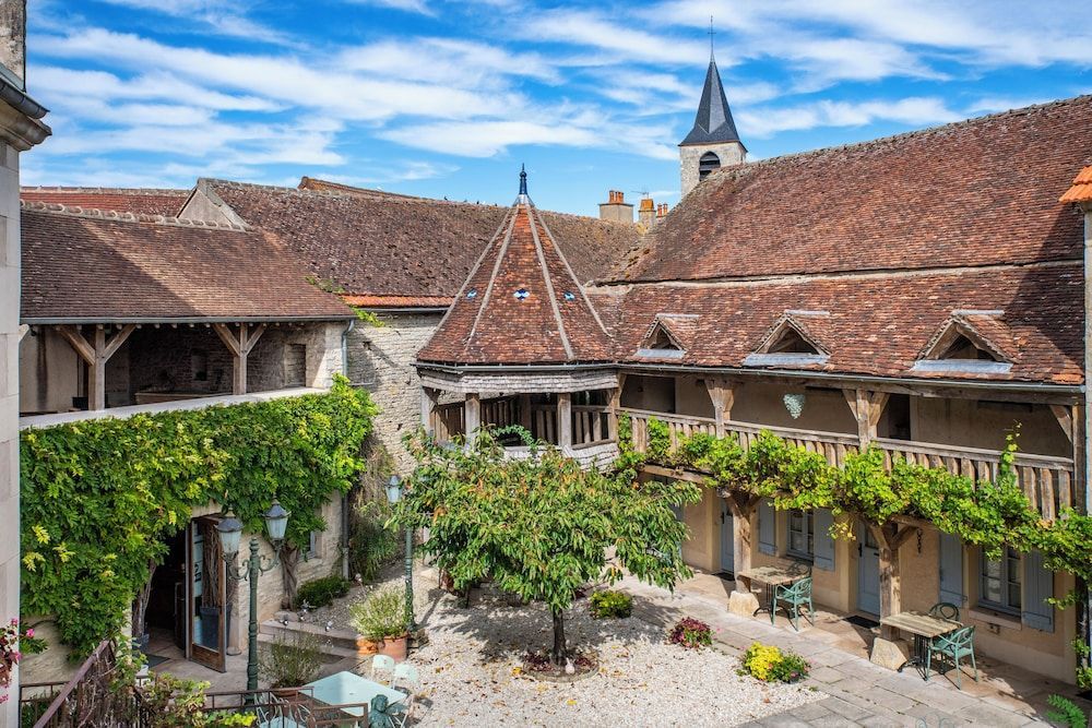 Hôtel De La Beursaudiere 1