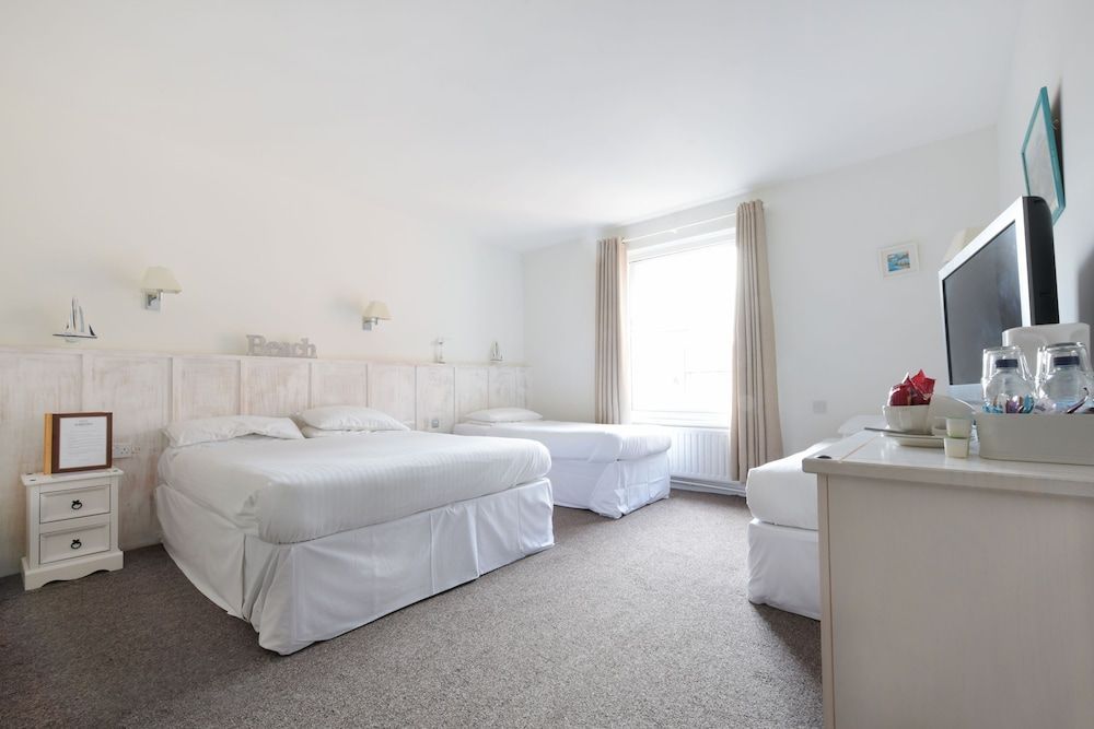 The Beach Hotel 1
