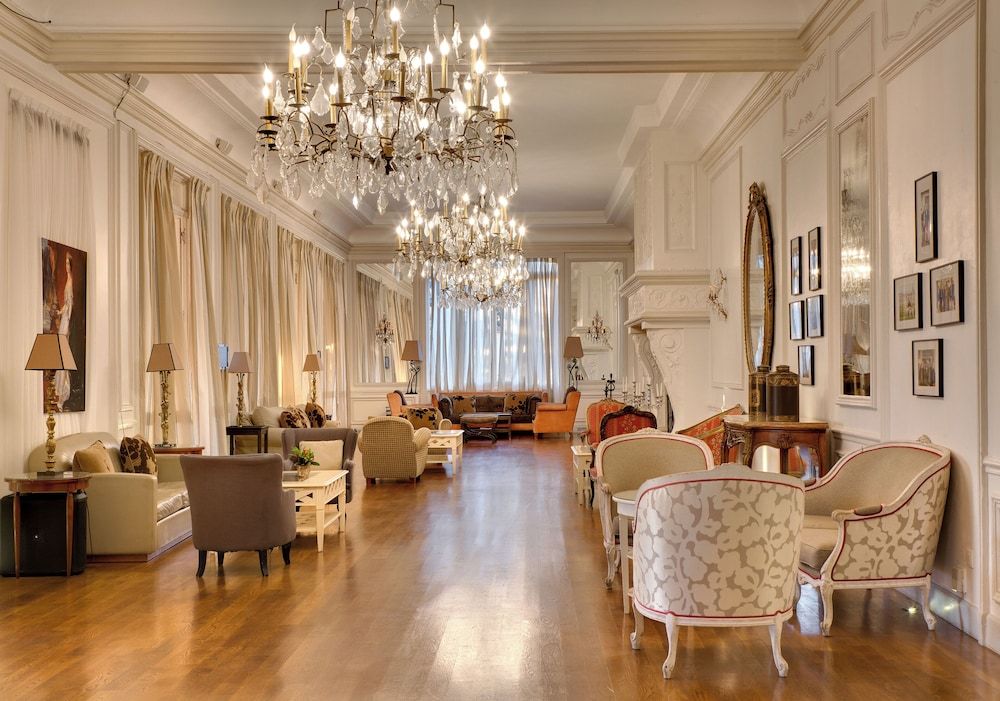Hôtel Pavillon Henri IV 2