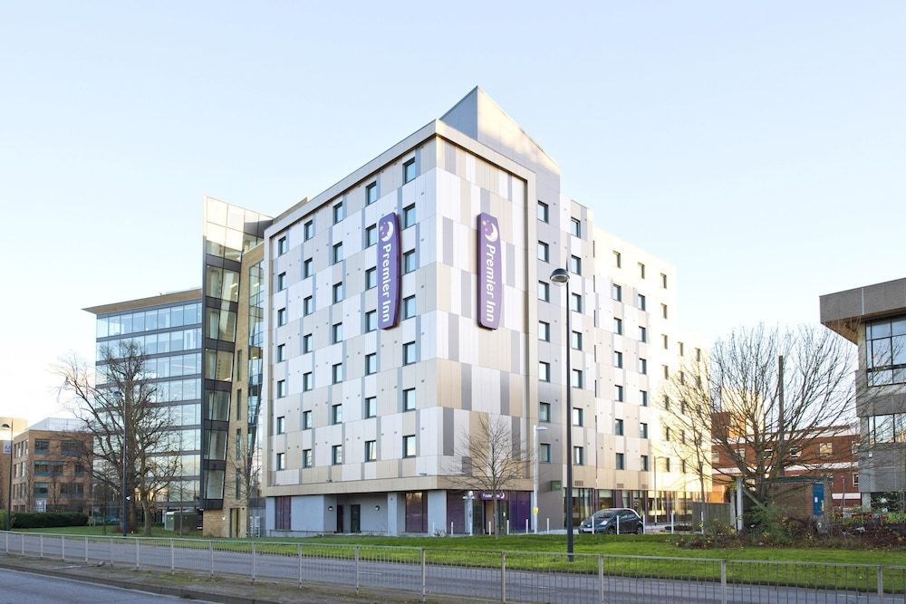 Premier Inn Maidenhead Town Centre 1