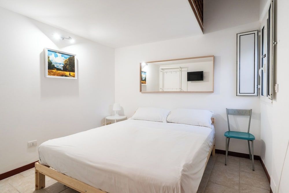 Meta Apartment by Wonderful Italy 2