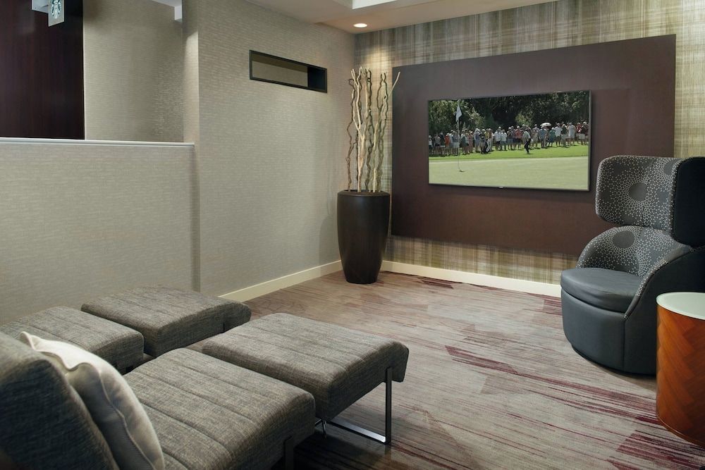 Courtyard by Marriott Raleigh Cary 2