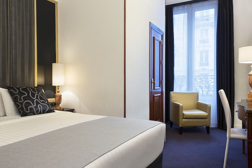 Meliá Paris Champs Elysées 2