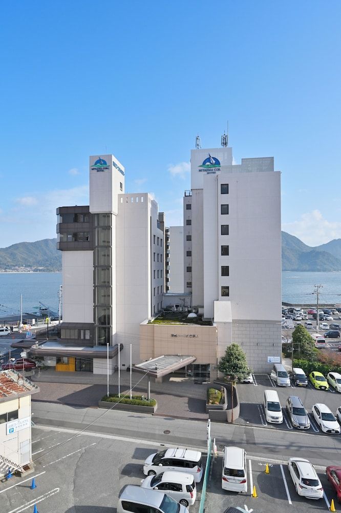 Miyajima Coral Hotel 1