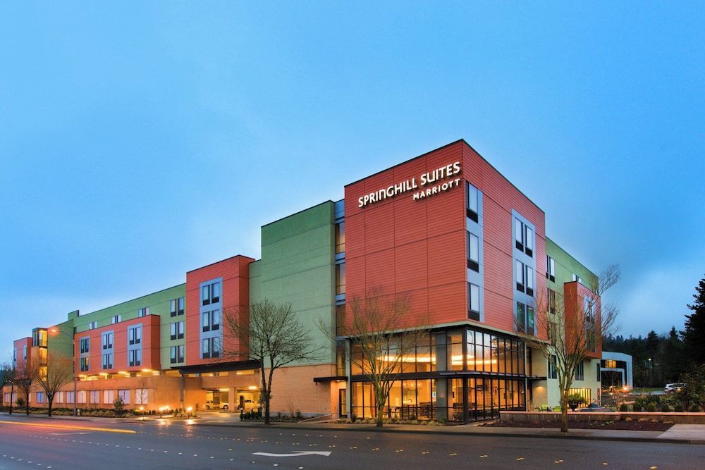 SpringHill Suites by Marriott Seattle Issaquah 1