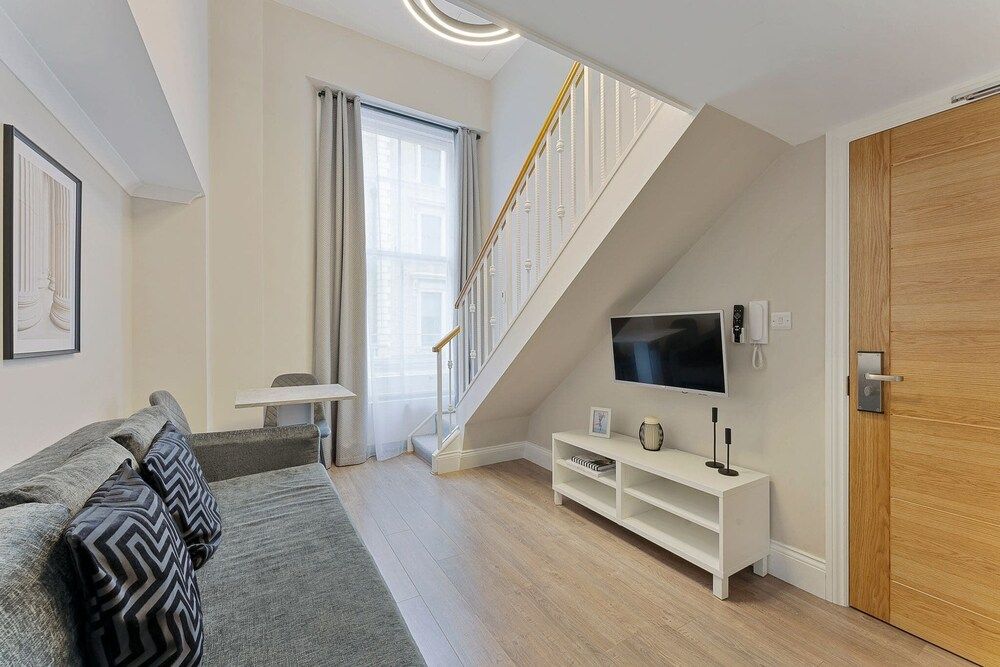 Cleveland Residences Kensington 1