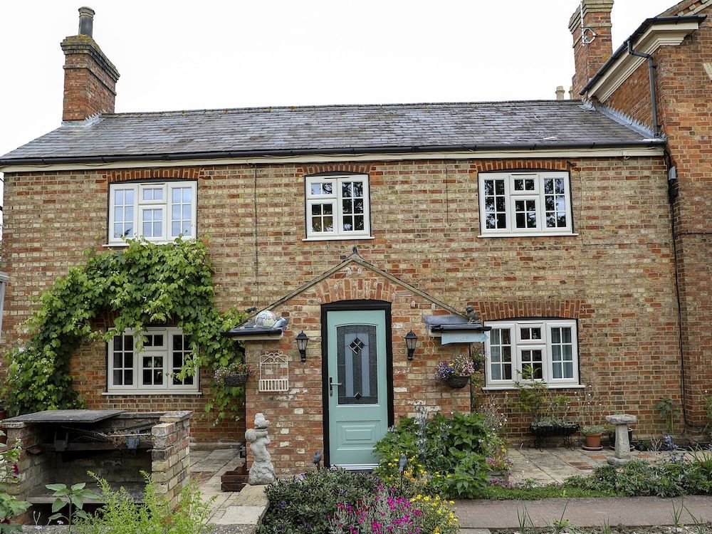 Woodleys Farmhouse 1