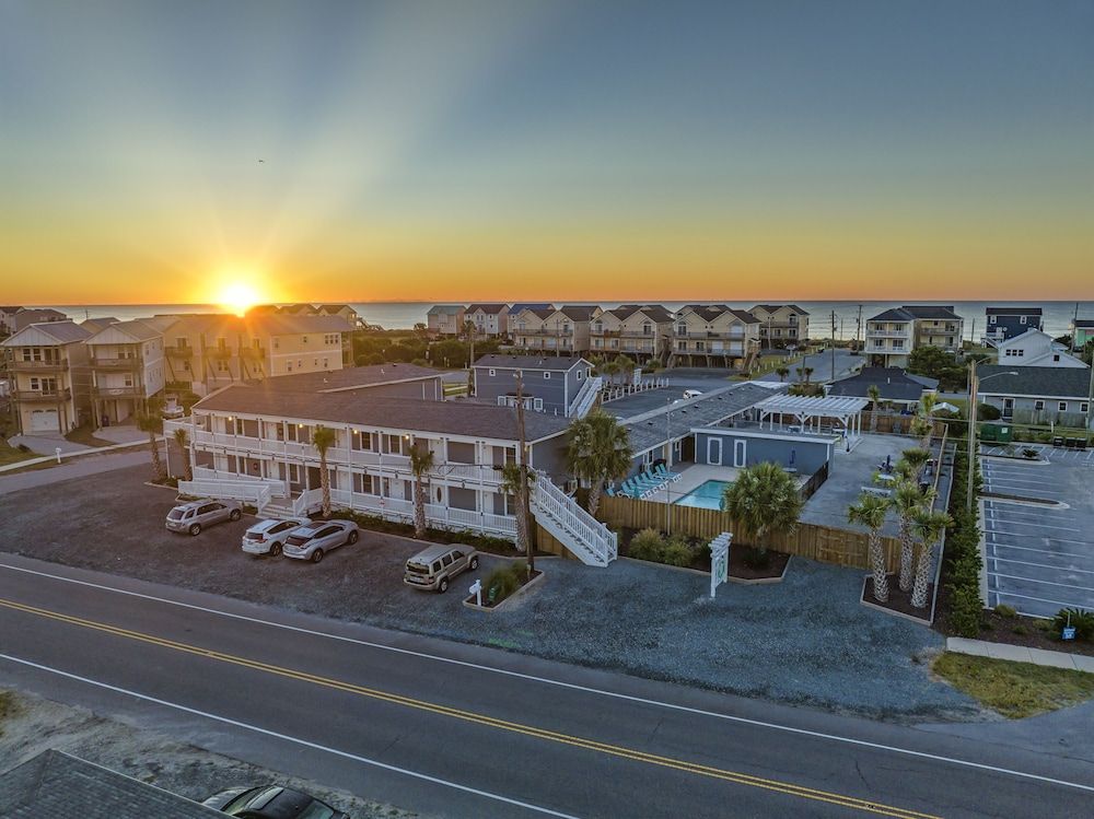 Loggerhead Inn and Suites 1