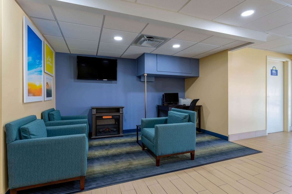 Days Inn by Wyndham Augusta 1