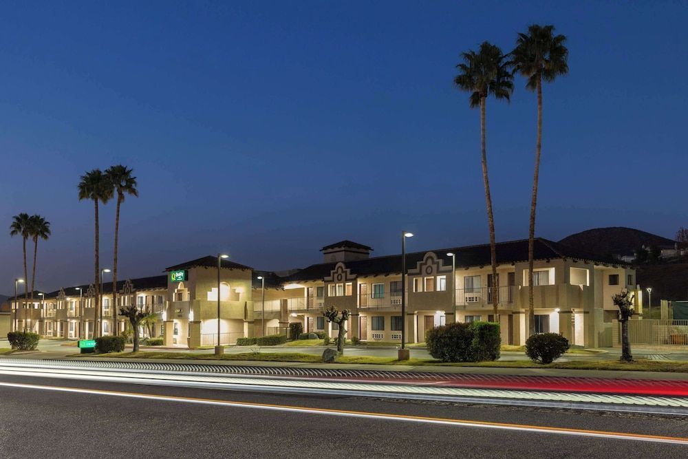 Quality Inn Lake Elsinore I-15 1