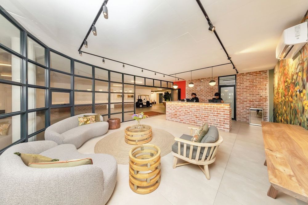 Lawhill Luxury Apartments - V & A Waterfront 2