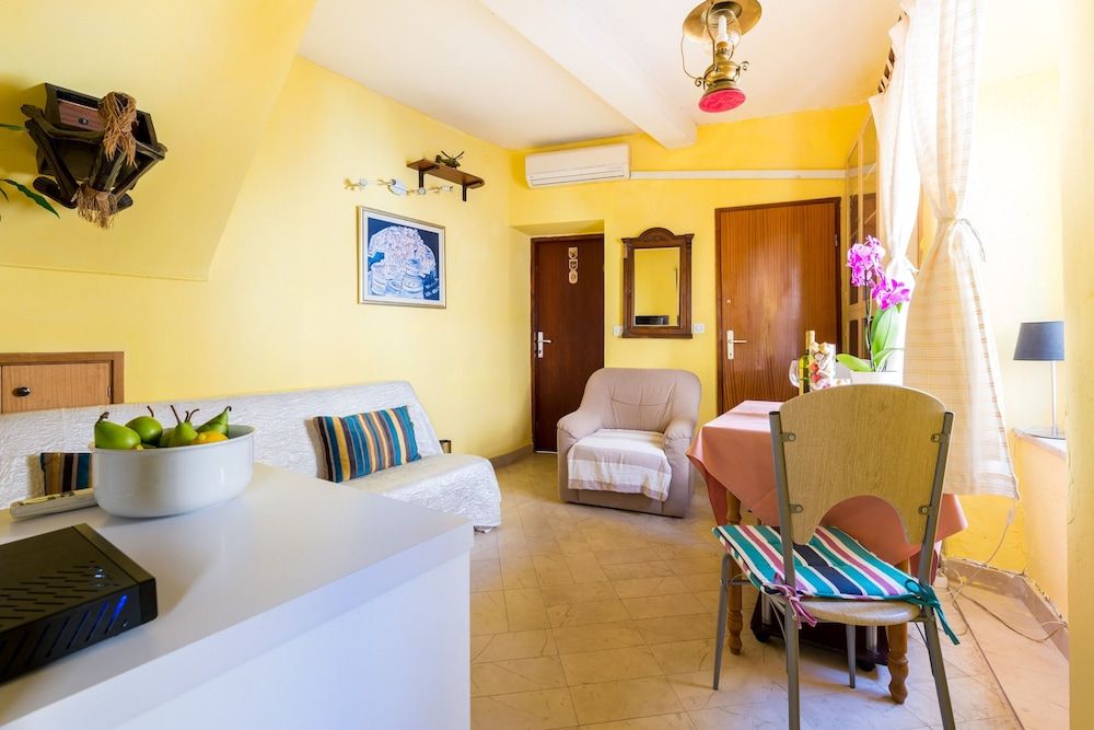Apartments Abjanic 2