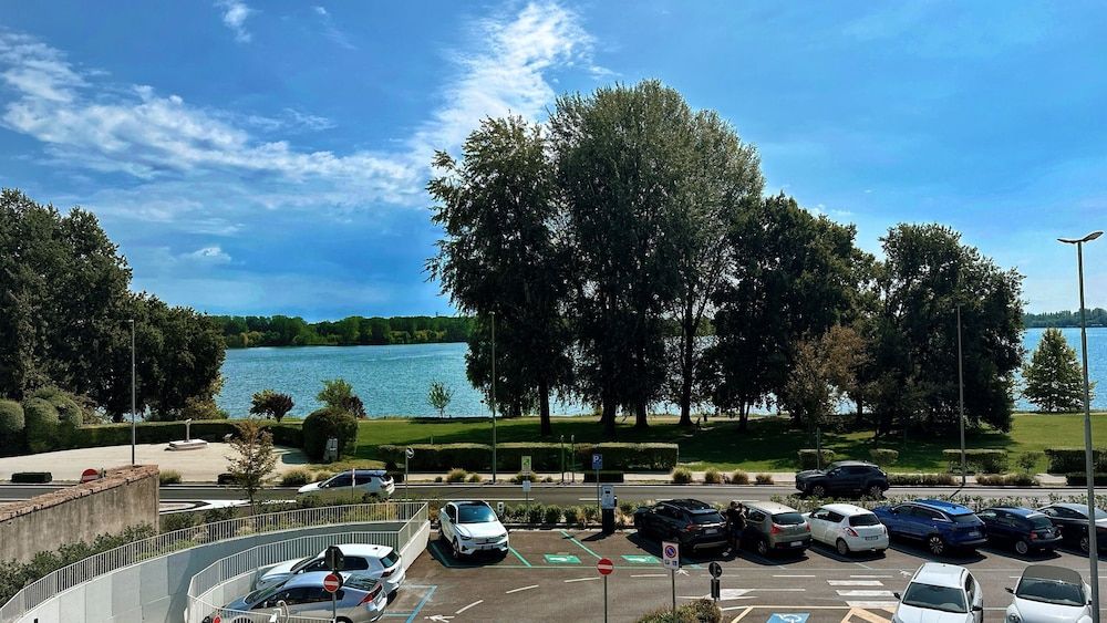Residenza Bibiena - Lake View - 1