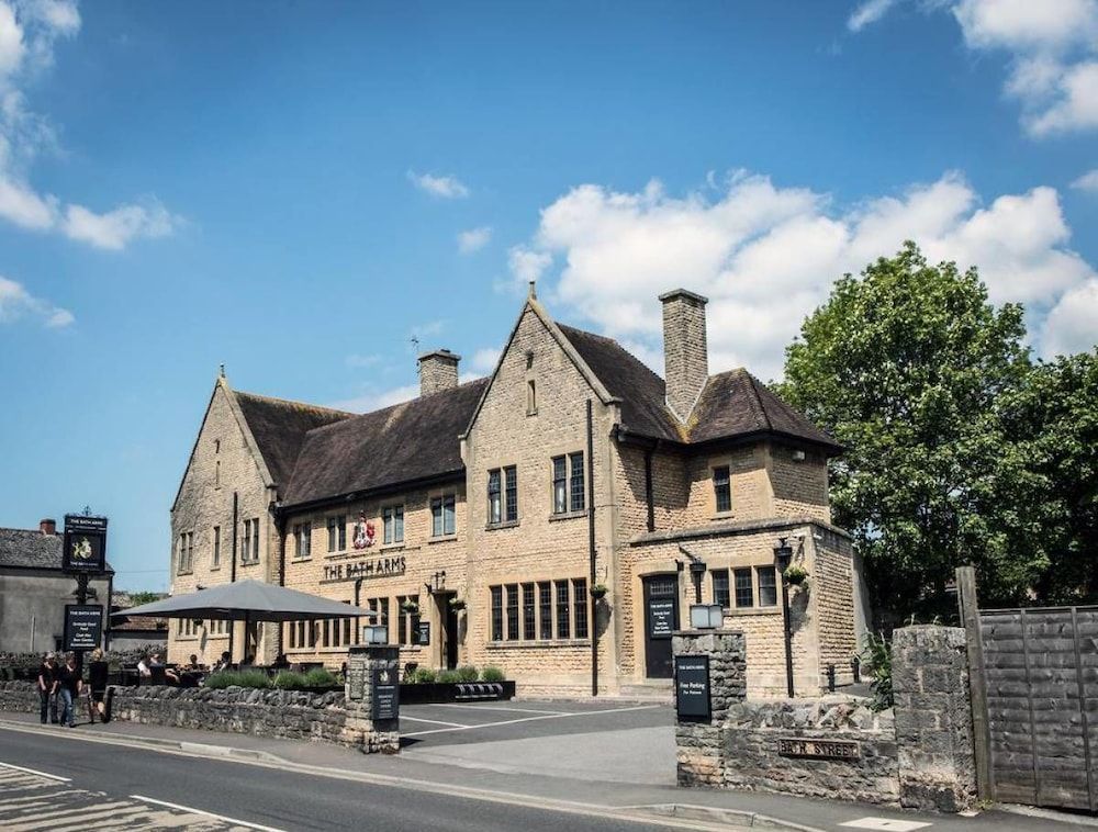 The Bath Arms Hotel 1