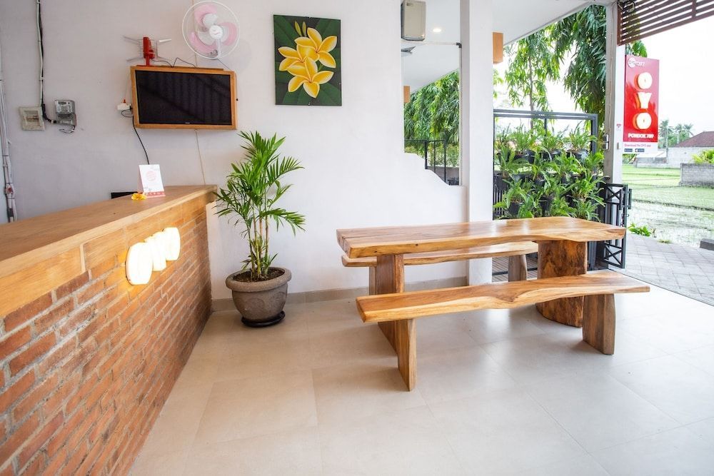Hotel O Pondok 789 Near Canggu Echo beach 2