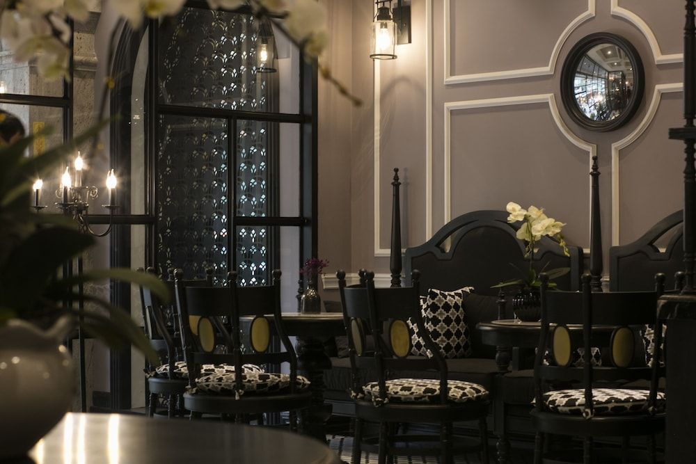 JM Marvel Hotel & Spa 2
