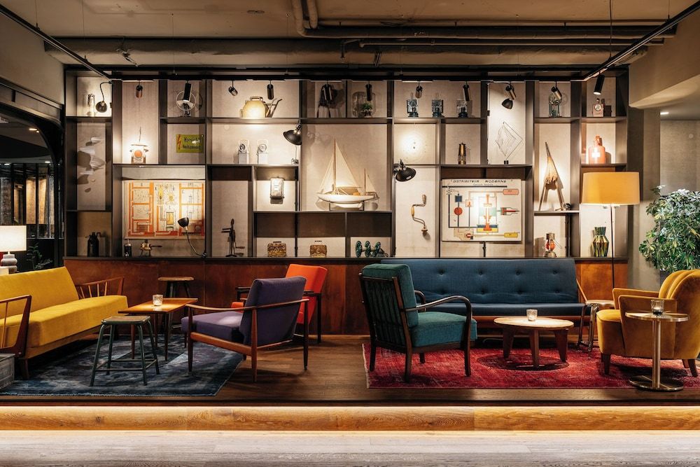 Ruby Emma Hotel Amsterdam By IHG 1