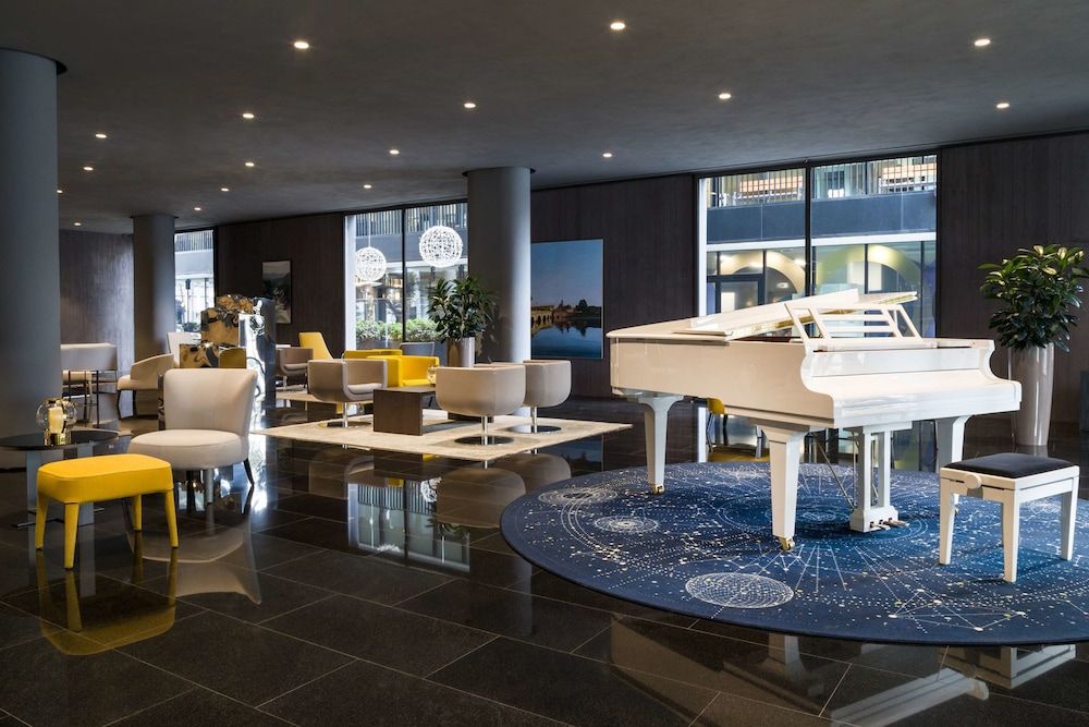 Maritim Hotel Plaza Tirana 2