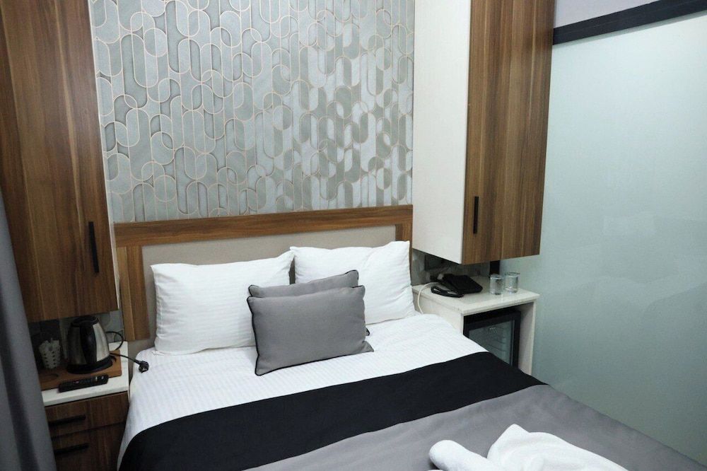 Yuvam Vari Hotel 2