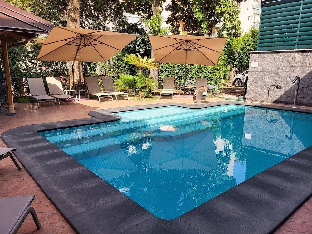 Alhambra Guest House di Charme 1