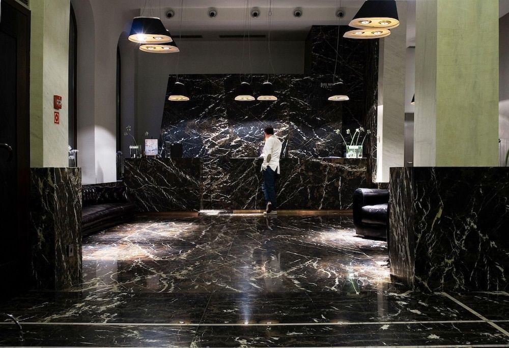 Hotel Monopol 2