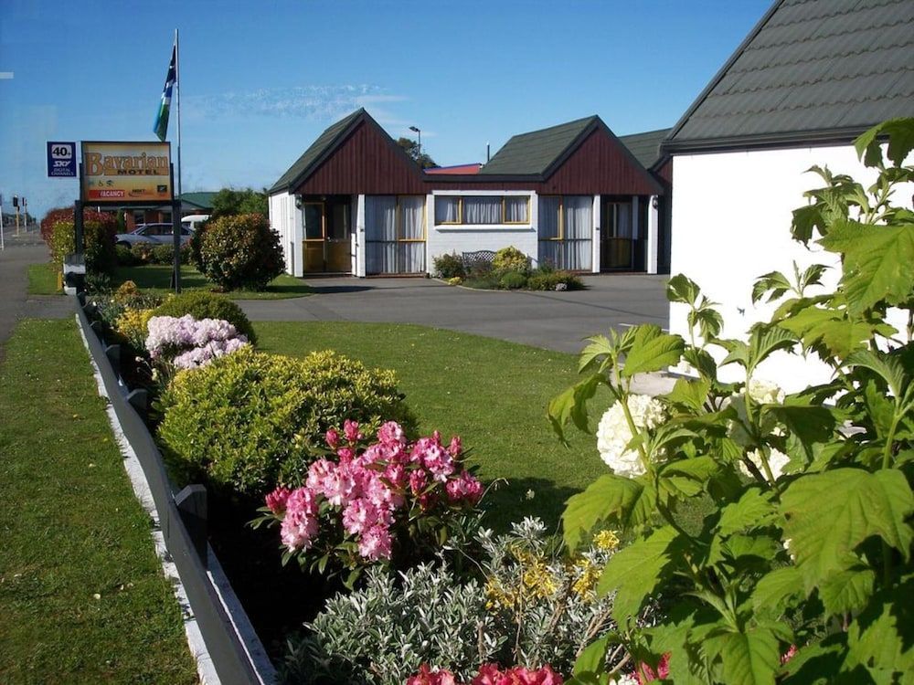 Bavarian Motel 1