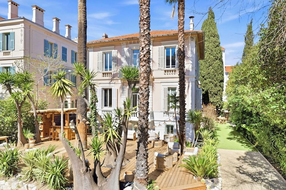 Villa Claudia Hotel Cannes Centre - Parking 1