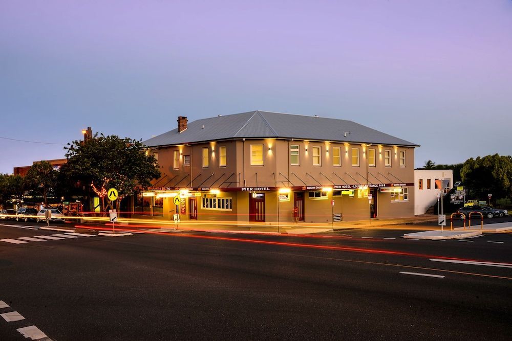 Pier Hotel Coffs Harbour 1