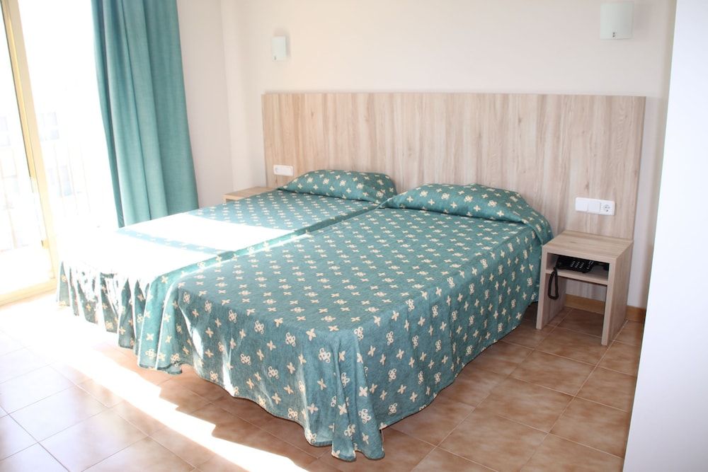 Hotel Iris - Only Adults 1