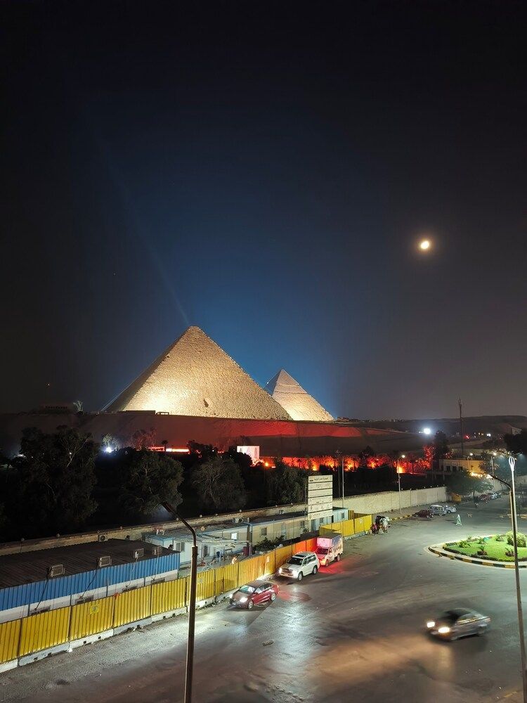 Maria Pyramids House 1