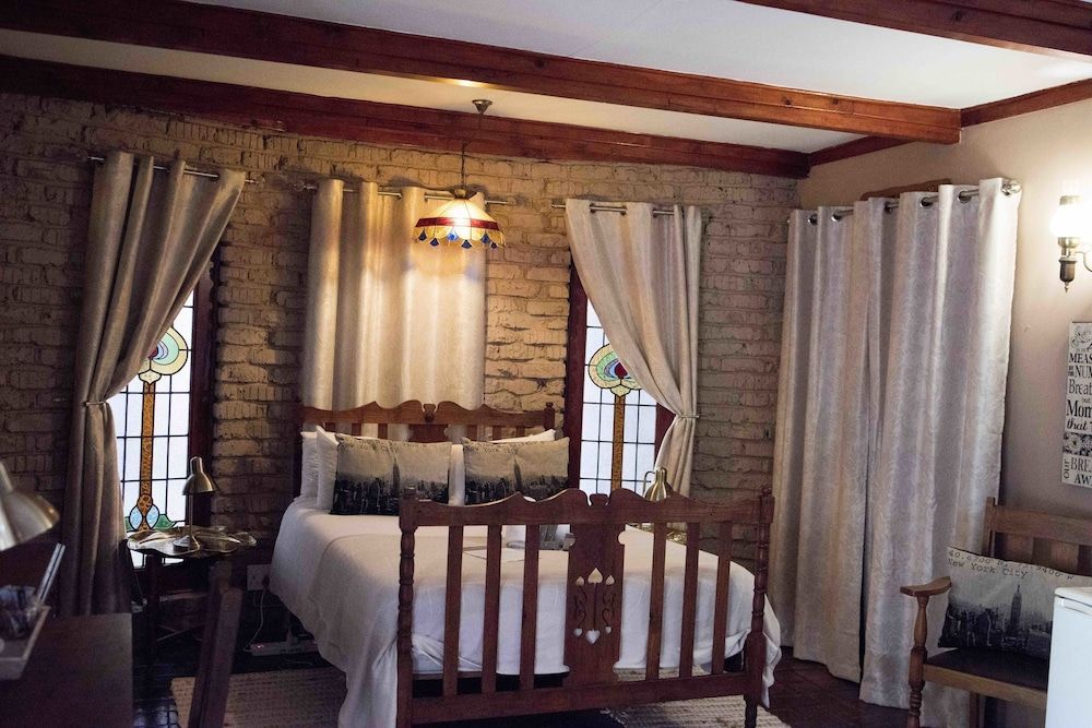 Greenfields Guesthouse & Restaurant 1