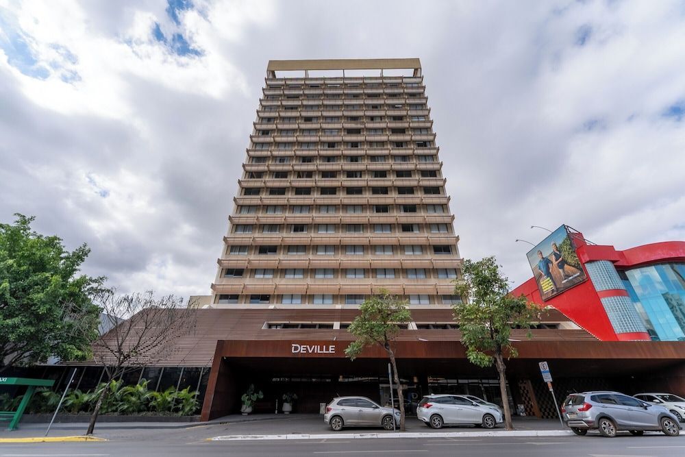 Hotel Deville Prime Cuiabá 1