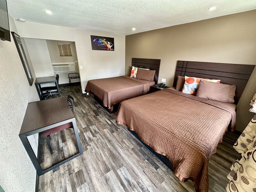 West Inn NAU - Downtown Flagstaff 1