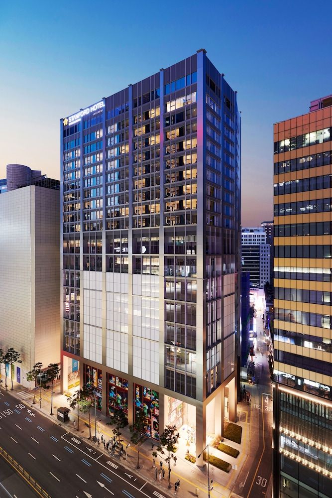 Stanford Hotel Myeongdong 1