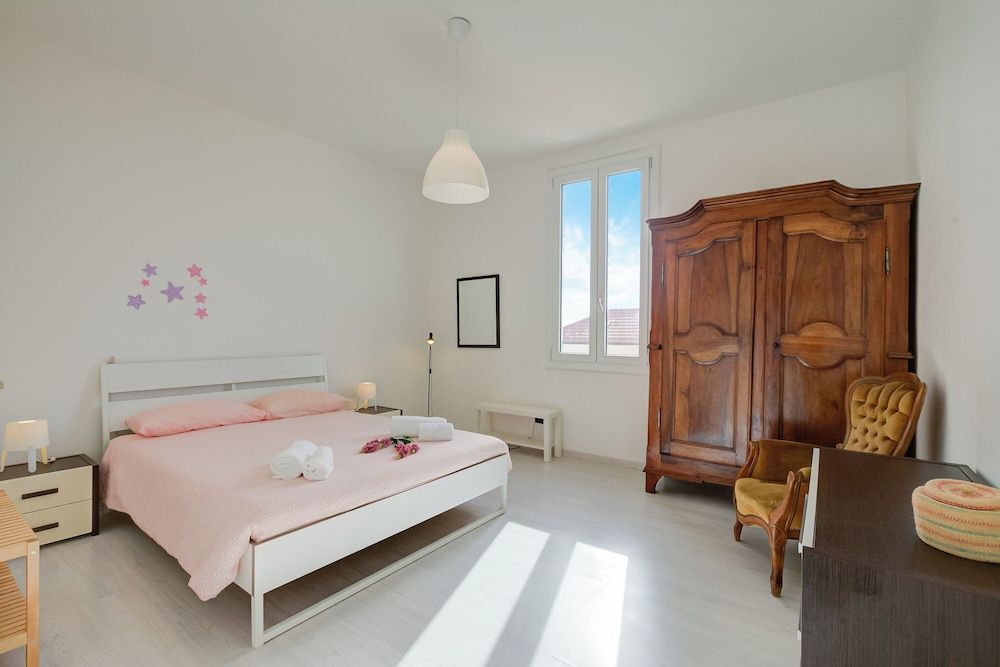 Serendipity Spiaggia E Porto Sole With Balcony and Parking 1