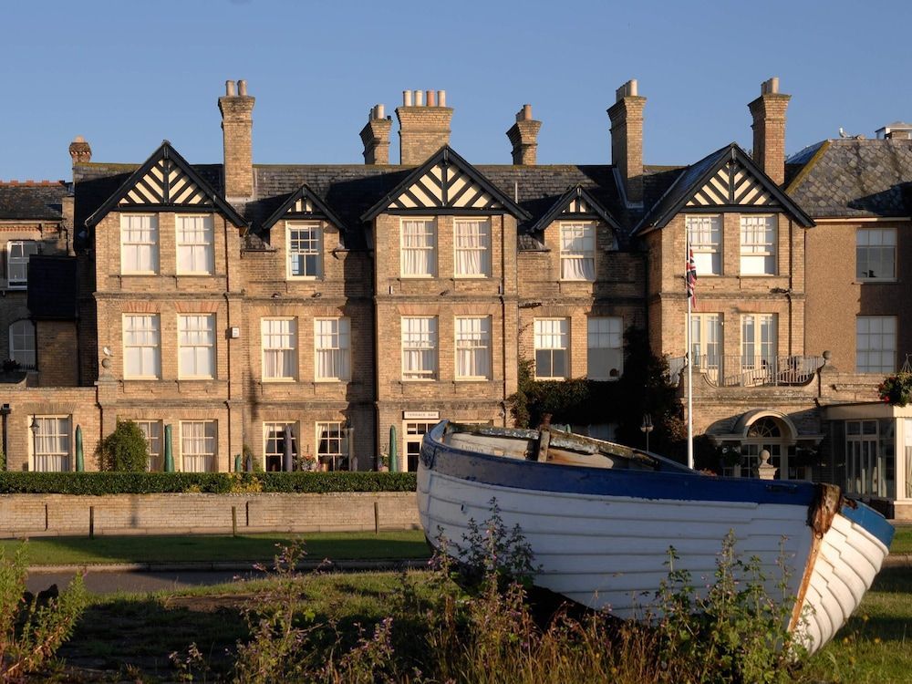 Wentworth Hotel 1