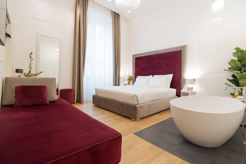 Domus Aurea Luxury Suites 1