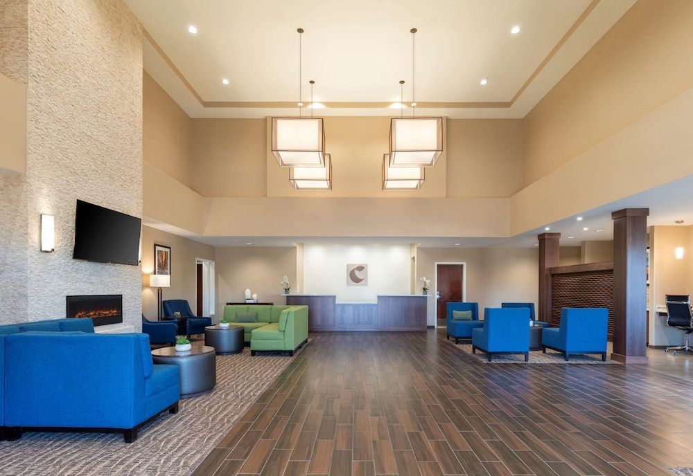 Comfort Suites Summerville 2