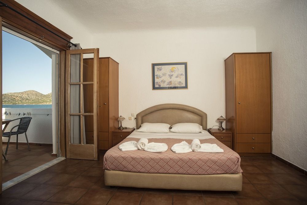 Elounda Alikes Suites & Studios 2