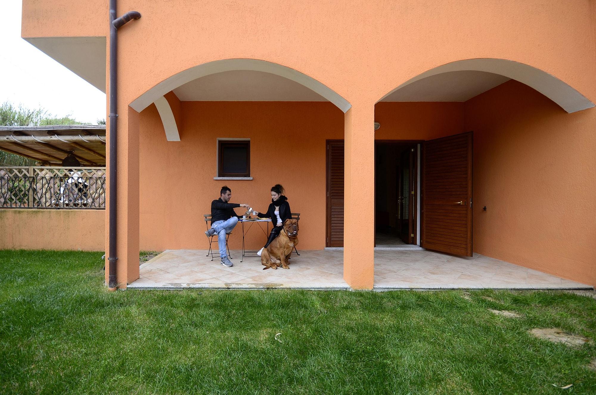 Residence L'Isola Surf House 1