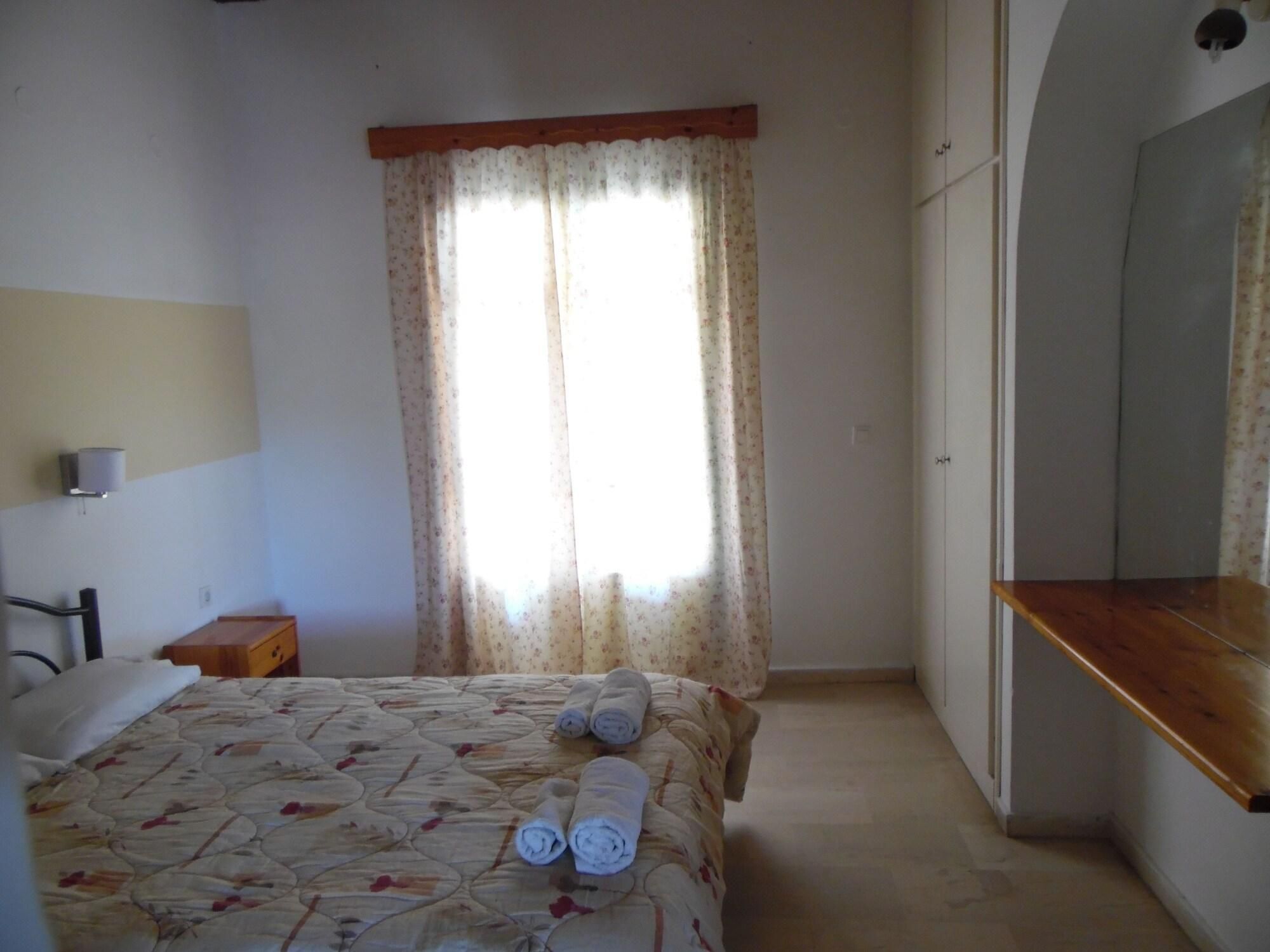 Katsaros Studios & Apartments 1