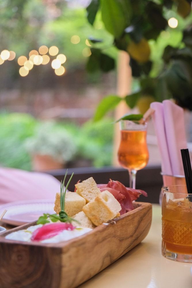 Boutique Hotel SOCLO 2