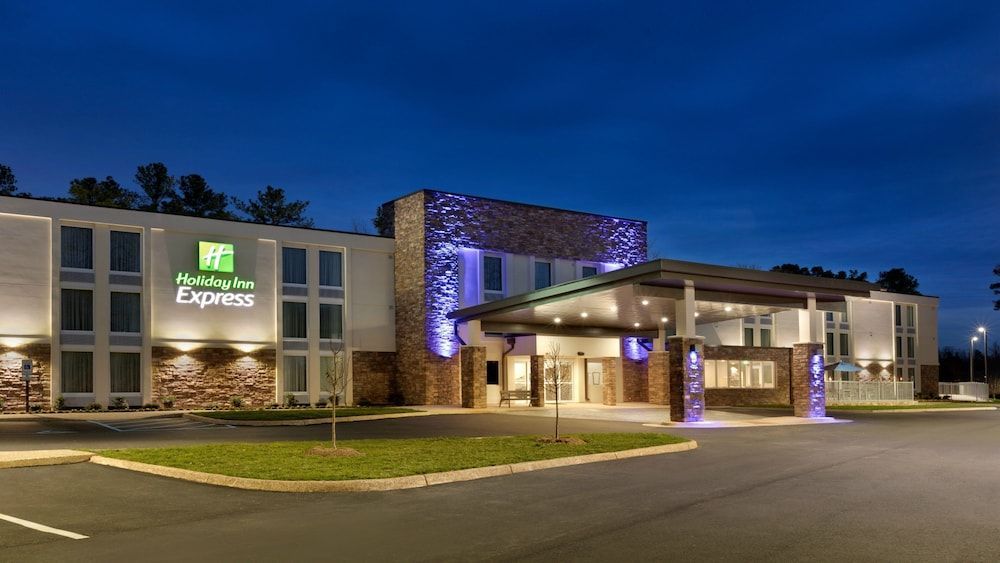Holiday Inn Express WILLIAMSBRG BUSCH GARDENS AREA by IHG 1