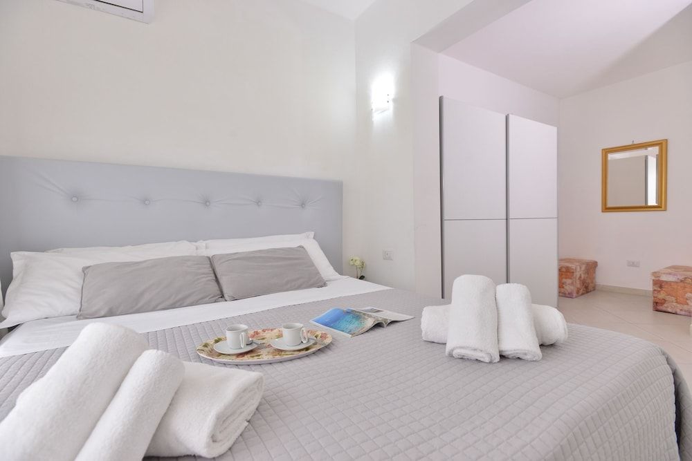 IzzHome New One 1