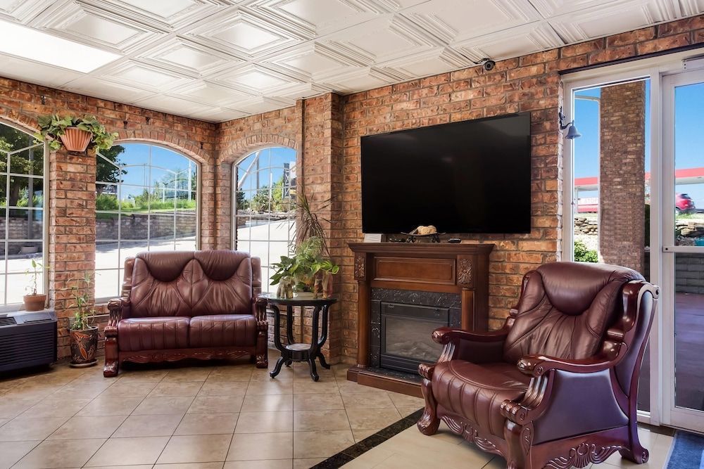 Rodeway Inn Branson, Brick House 2