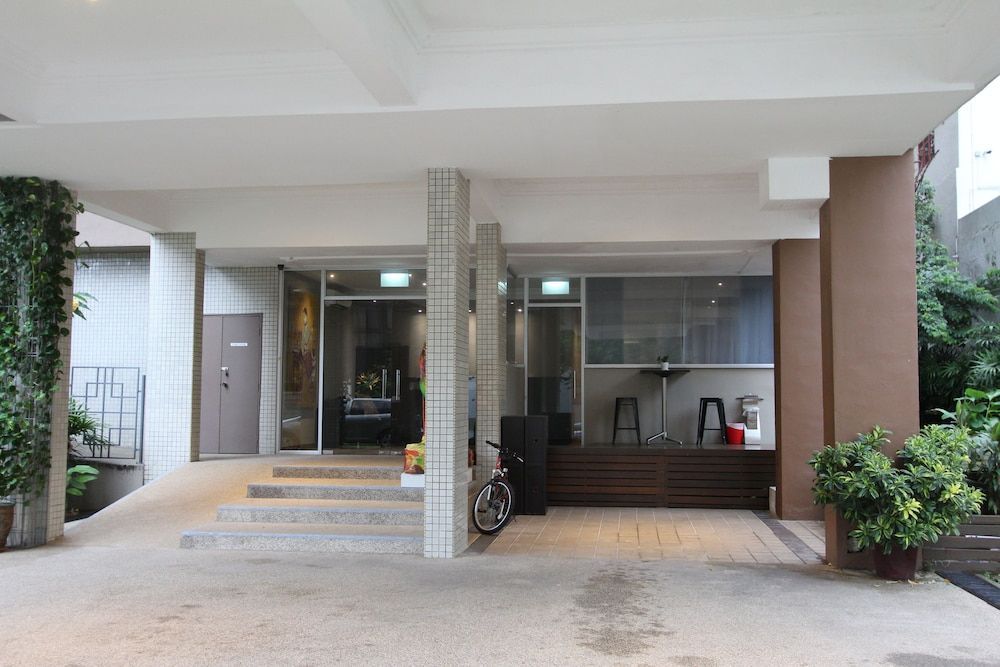 Greatwood Residence at Devonshire 1