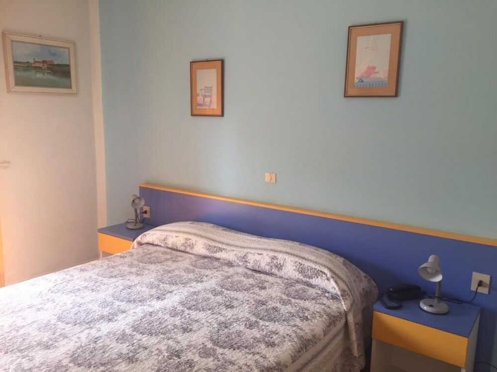 Hotel Halifax 2